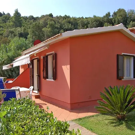 In Near Sandy Beaches * Capoliveri (Isola d'Elba)